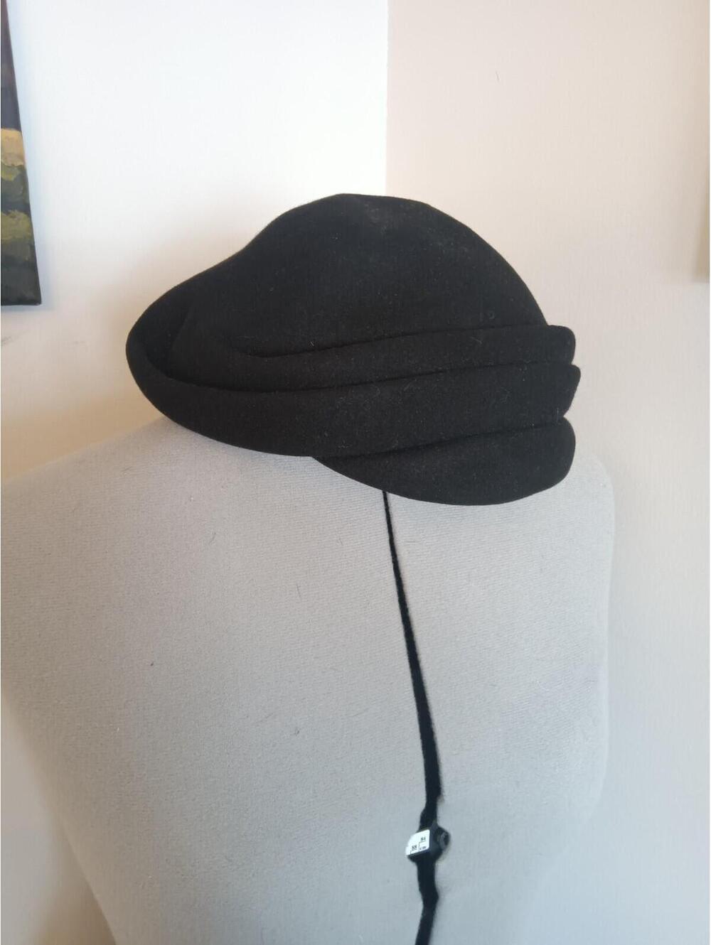 40s Black Wool Hat, Vintage Women's Obtein's Locally Made Mcm Retro Hat